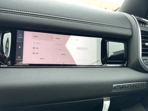 New 2026 RAM 1500 Laramie AWD/4WD image 32