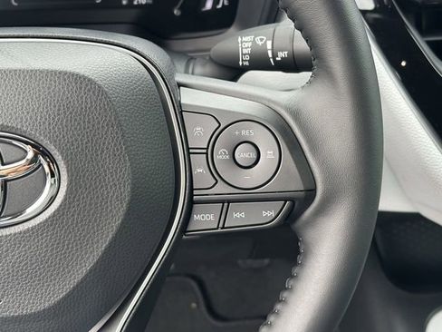 Used 2026 Toyota Corolla SE image 14