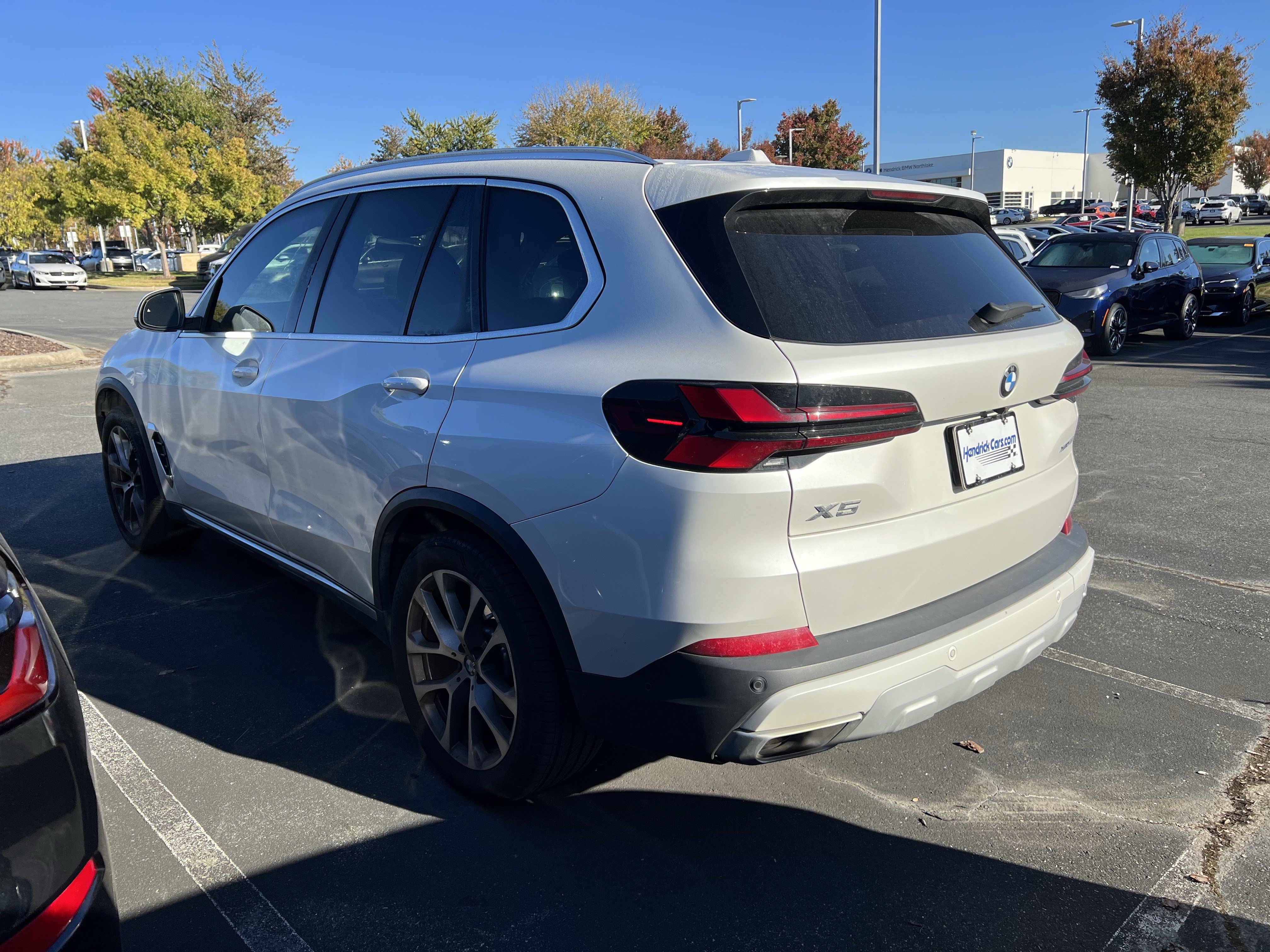 Certified 2024 BMW X5 xDrive40i w/ Premium Package AWD/4WD image 8