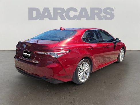 Used 2019 Toyota Camry XLE w/ Driver Assist Package FWD image 6