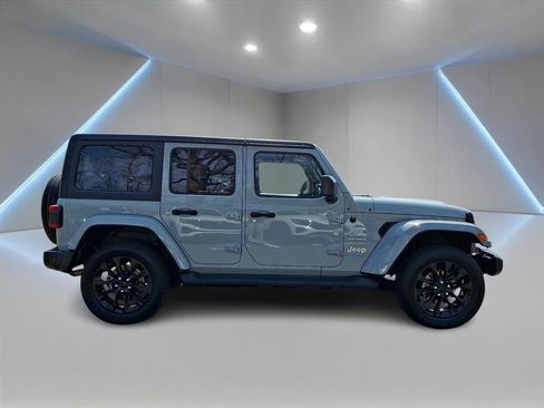 Used 2023 Jeep Wrangler Unlimited Sahara w/ Cold Weather Group image 4