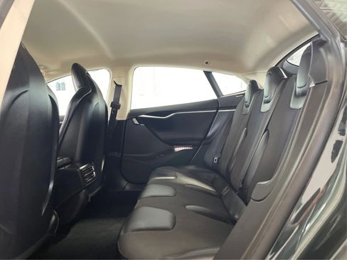 Used 2013 Tesla Model S image 10