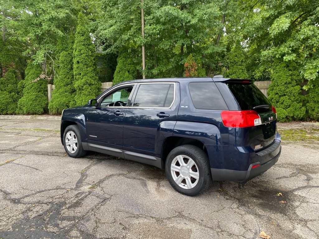 Used 2015 GMC Terrain SLE FWD image 3