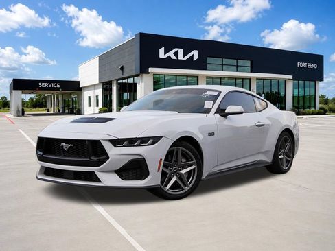 Used 2024 Ford Mustang GT Premium RWD image 1