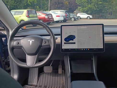 Used 2019 Tesla Model 3 Long Range AWD/4WD image 22