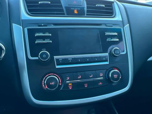 Used 2016 Nissan Altima 2.5 S w/ Power Driver Seat Package image 16