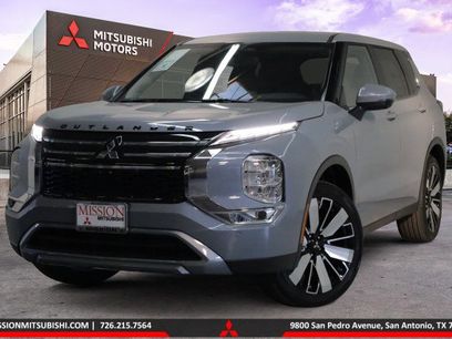 New 2025 Mitsubishi Outlander SE
