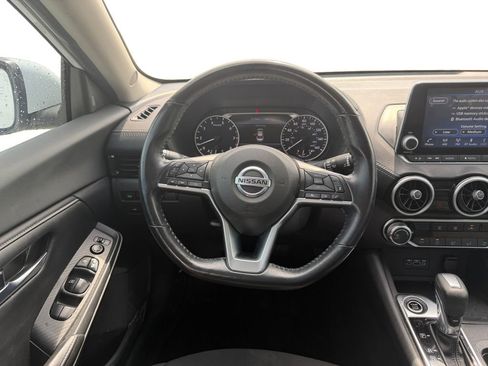 Used 2022 Nissan Sentra SV image 12