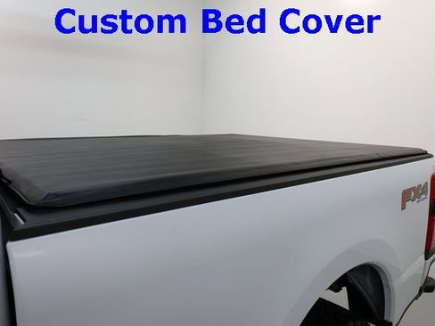 Used 2024 Ford F250 Lariat w/ FX4 Off-Road Package image 40