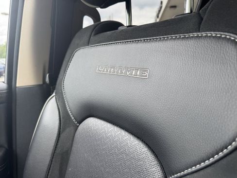 Used 2021 RAM 1500 Laramie AWD/4WD image 33