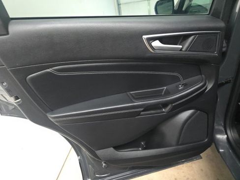 Used 2021 Ford Edge Titanium w/ Equipment Group 301A image 13