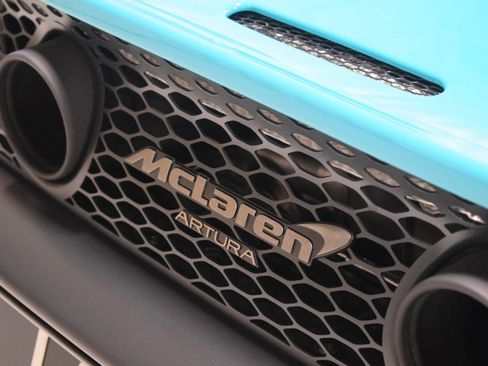 New 2025 McLaren Artura Spider image 13