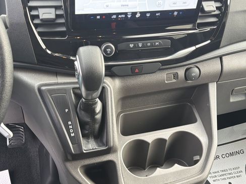 Used 2024 Ford Transit 350 XLT image 21