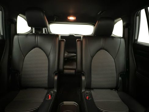Used 2023 Toyota Highlander XSE AWD/4WD image 15