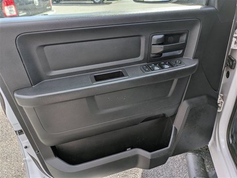 Used 2017 RAM 3500 Tradesman AWD/4WD image 15