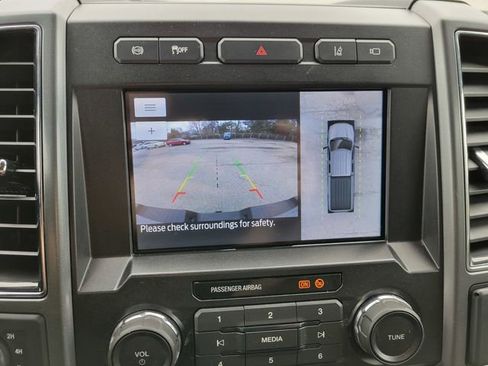 Used 2021 Ford F350 XLT w/ XLT Premium Package image 38