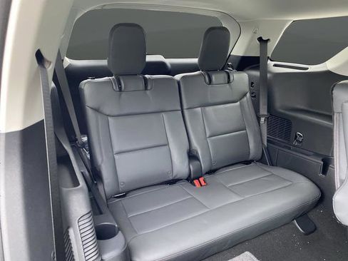 New 2026 Ford Explorer Active w/ Active Comfort Package image 31