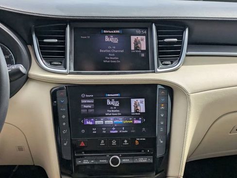 Used 2021 INFINITI QX50 Luxe image 15