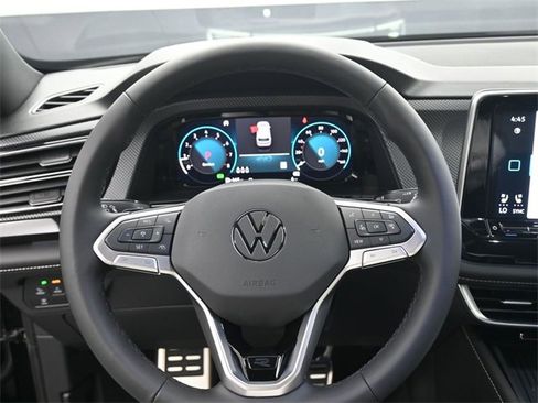 New 2026 Volkswagen Atlas Cross Sport SEL Premium R-Line image 32