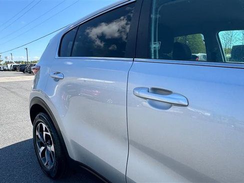 Used 2020 Kia Sportage LX w/ LX Popular Package image 20