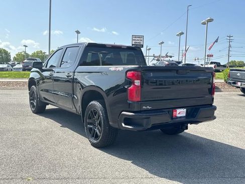 Used 2024 Chevrolet Silverado 1500 Custom w/ LPO, Dark Essentials Package AWD/4WD image 6