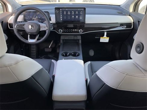 New 2026 Honda Prologue Touring image 11