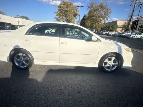 Used 2012 Toyota Corolla S image 11