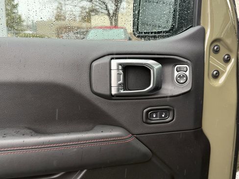 Used 2026 Jeep Wrangler Moab image 9