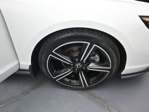 Used 2023 Honda Accord Sport image 32