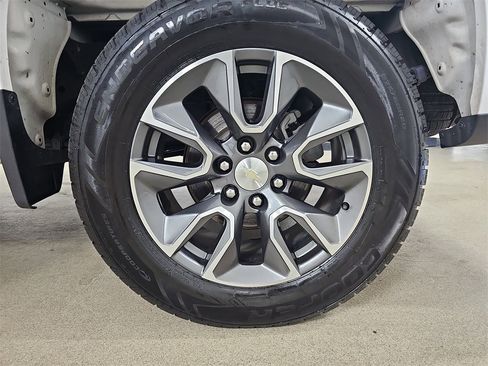 Certified 2022 Chevrolet Silverado 1500 LT image 37