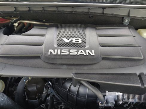 Used 2017 Nissan Titan SV RWD image 30