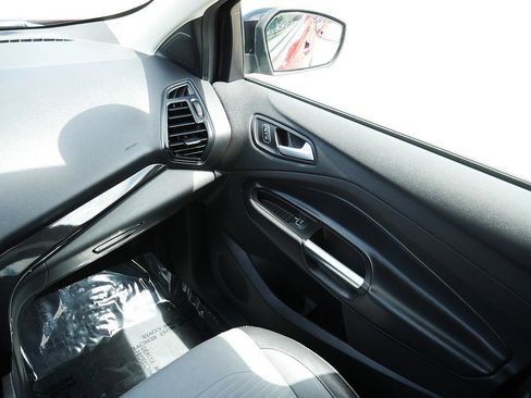 Used 2019 Ford Escape SE AWD/4WD image 24