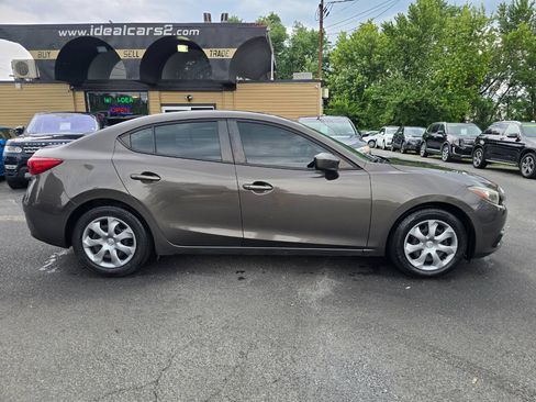 Used 2014 MAZDA MAZDA3 i Sport FWD image 2