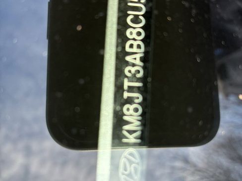 Used 2012 Hyundai Tucson GL image 19