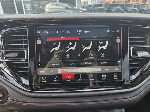 Used 2021 Dodge Durango R/T image 24