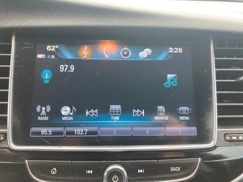 Used 2018 Buick Encore Preferred AWD/4WD image 23