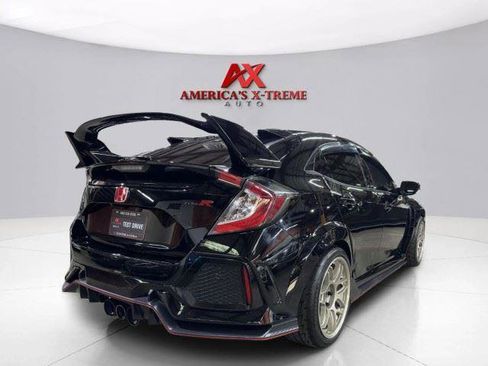 Used 2017 Honda Civic Type R image 6