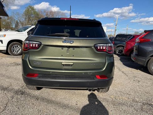 Used 2021 Jeep Compass Limited AWD/4WD image 5