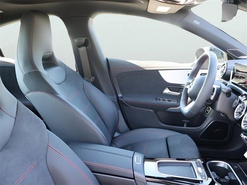 New 2026 Mercedes-Benz CLA 250 4MATIC image 10