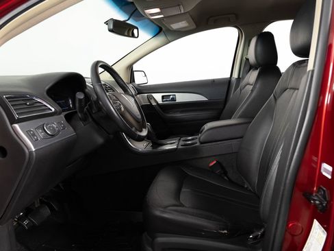 Used 2013 Lincoln MKX AWD image 14