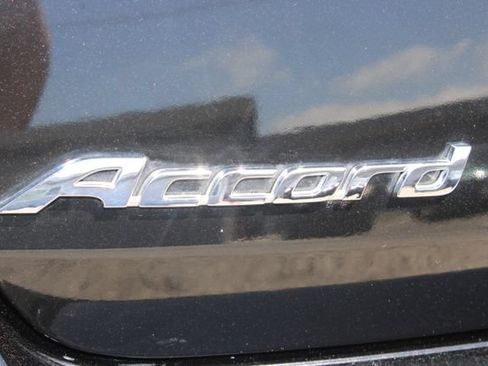 Used 2017 Honda Accord LX-S image 6