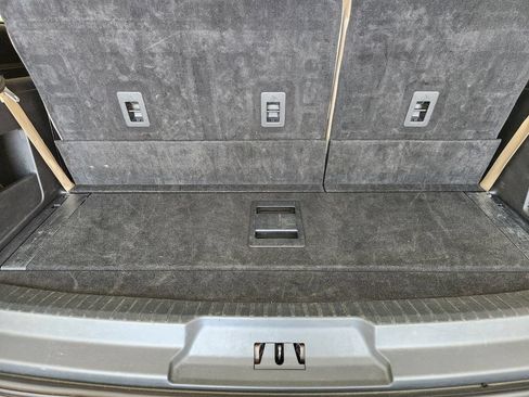 Used 2024 Ford Expedition Limited AWD/4WD image 33