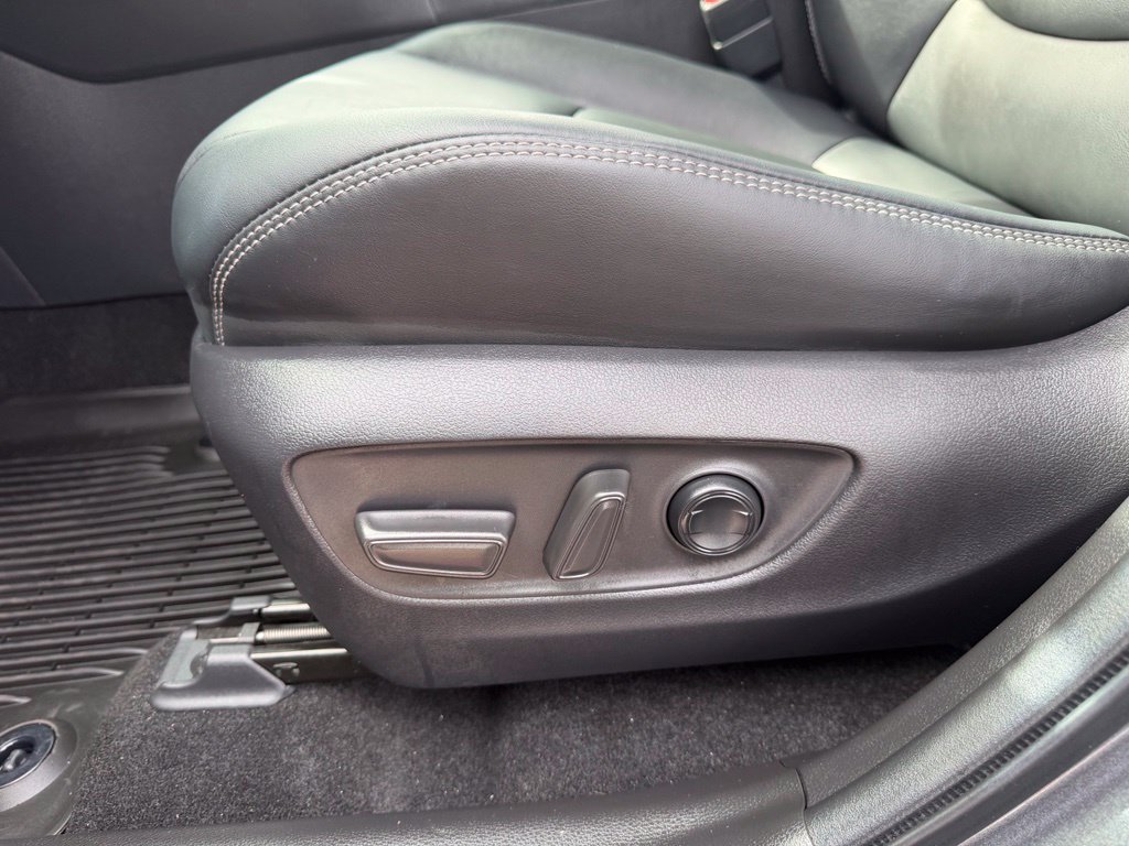 Used 2023 Toyota RAV4 XLE Premium AWD/4WD image 14