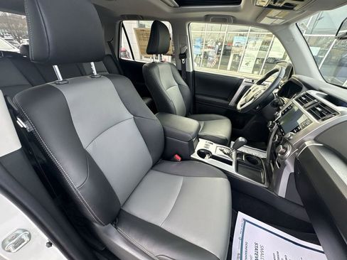 Used 2024 Toyota 4Runner SR5 Premium w/ Moonroof Package image 25