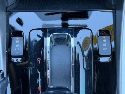 Used 2016 Honda Accord Touring image 41