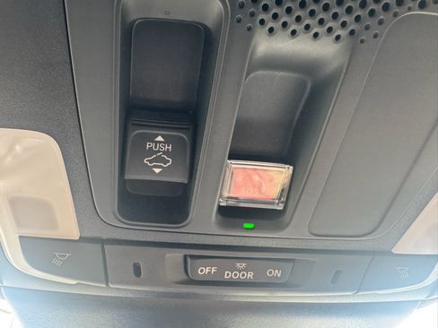 Certified 2025 Honda Civic Sport Touring image 24