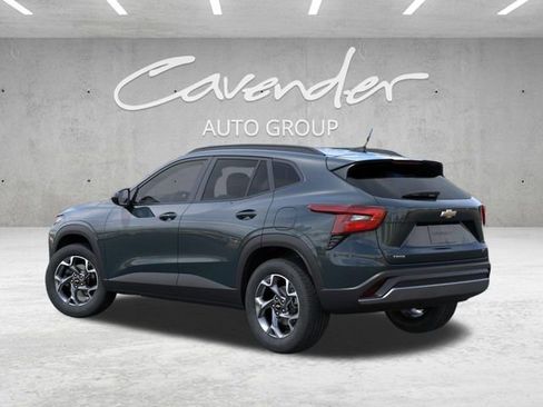 New 2026 Chevrolet Trax LT FWD image 3