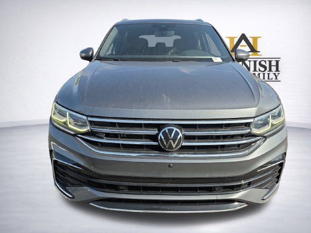 Certified 2024 Volkswagen Tiguan SEL R-Line AWD/4WD image 10