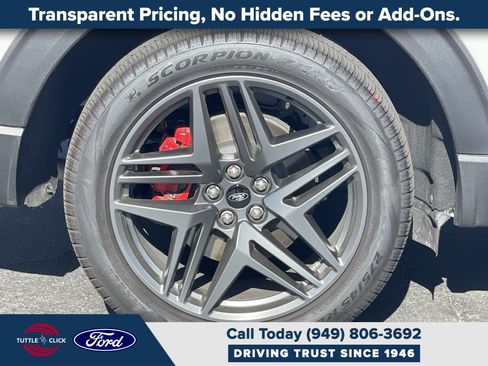 Used 2025 Ford Explorer ST AWD/4WD image 11