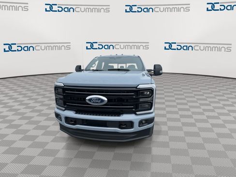 New 2026 Ford F250 Platinum AWD/4WD image 3
